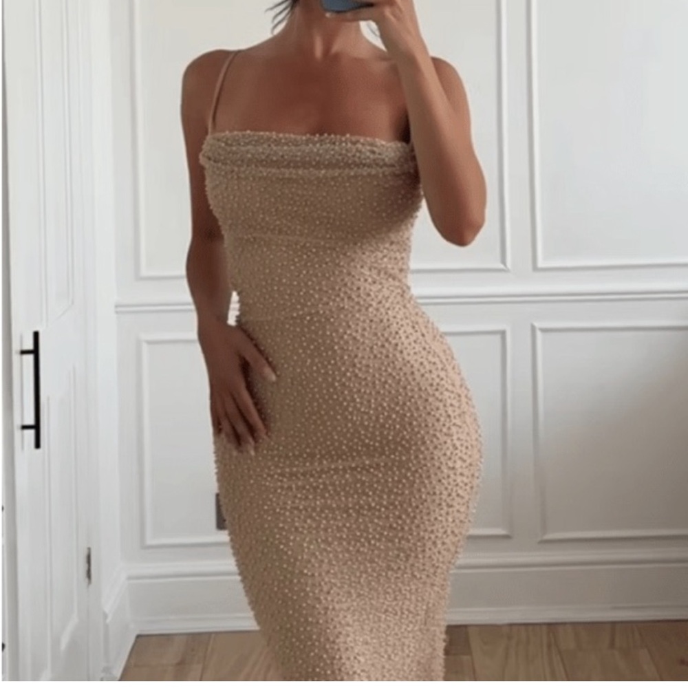 NWOT House Of CB Calla Seapearl Maxi Dress
